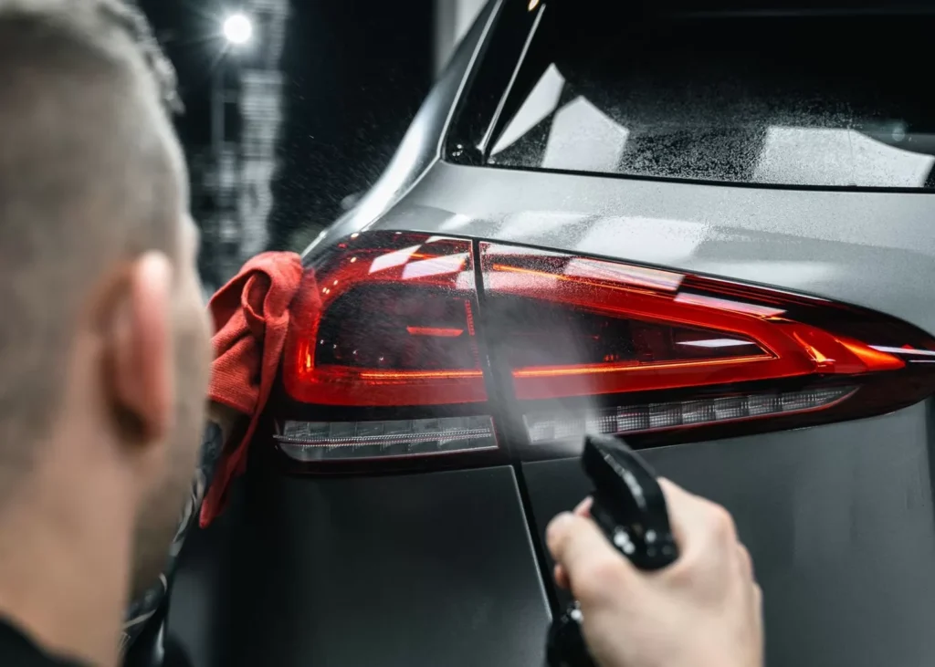 7 najczęstszych błędów przy aplikacji folii ochronnych PPF i jak ich uniknąć